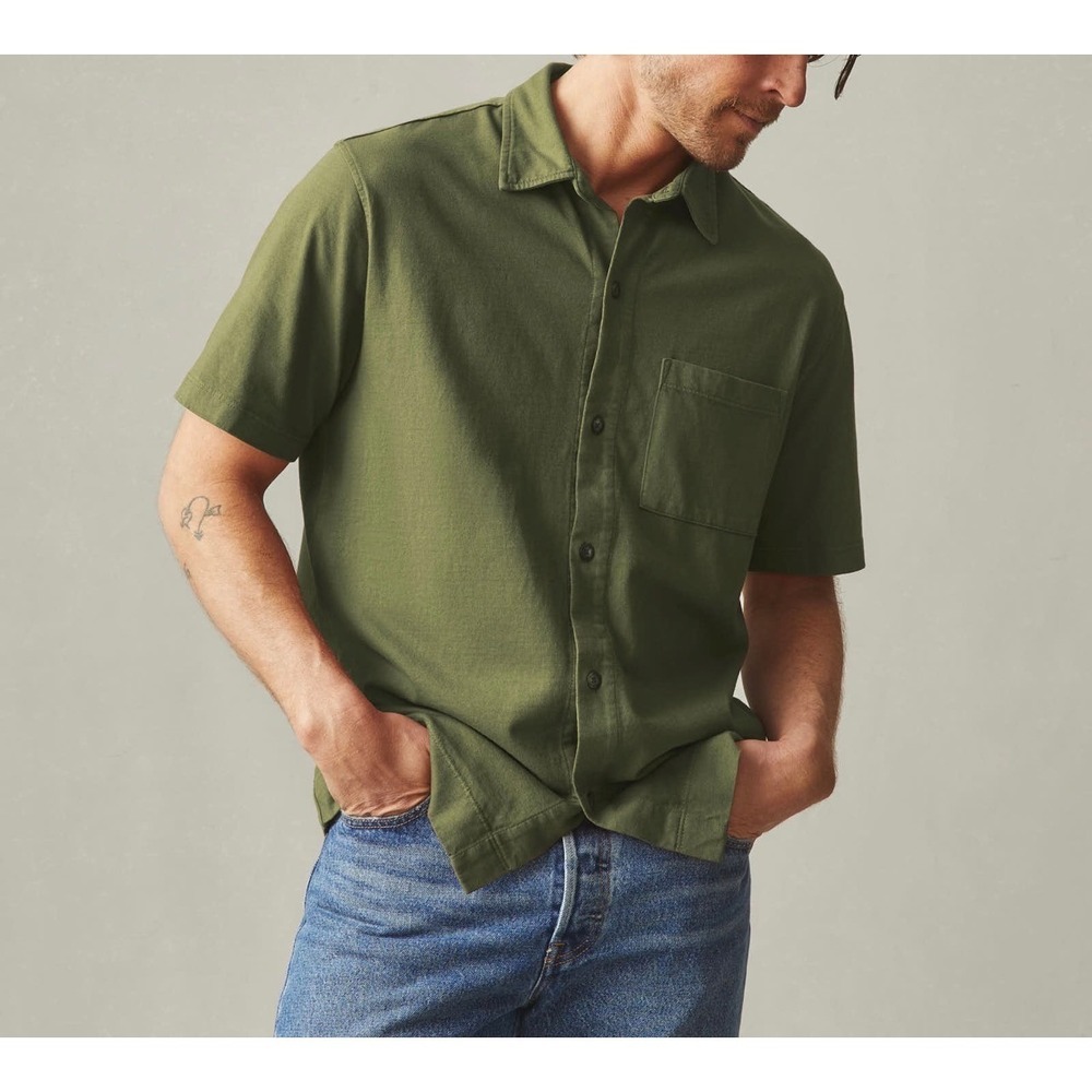 American Giant Mens Dark Green Button Up Resort Camp Shirt S Large Relaxed NWOT